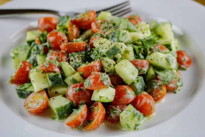 Gurken-Zucchini-Vinaigrette mit gekeimten Buchweizen