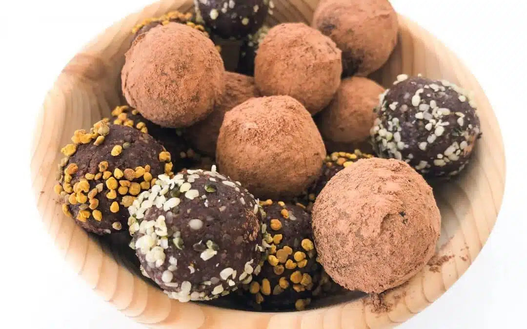 Schokoladen-Kugeln „Bliss-Balls“ (roh und vegan)